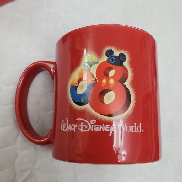 Disneyland Mickey Mouse and Friends Mug NEW IN BOX - Picture 2 of 8